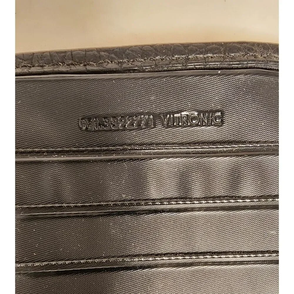 #7566 VTG ALLIS-CHALMERS Black Credit Card Vitronic Wallet Texture
